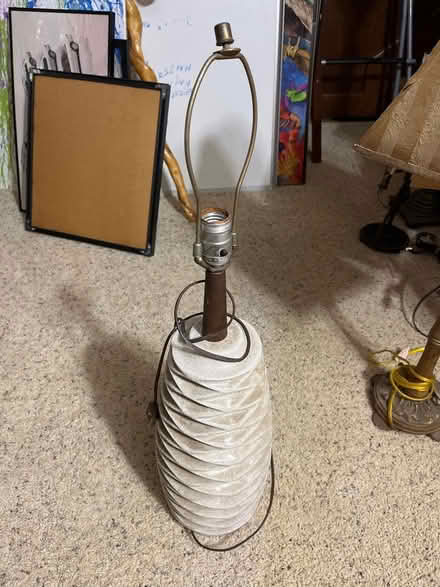 Photo of free Vintage Lamp (Farmington Hills) #1