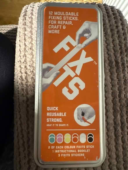 Photo of free Coloured mouldable fixit stuff (Hitchin (South)) #1