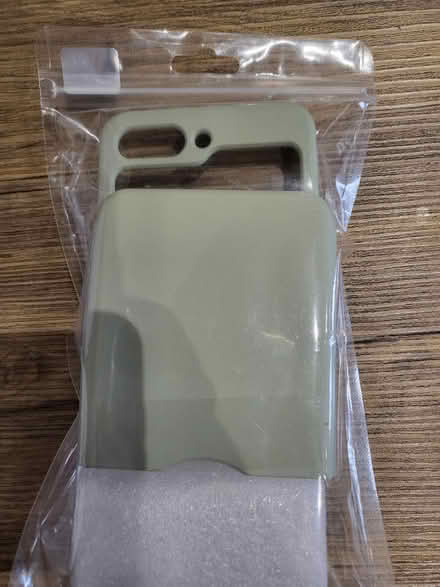 Photo of free Galaxy z flip 5 with card holder (Pitsea SS13) #1