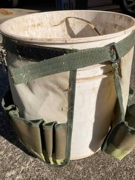Photo of free Fiskars Bucket-mounted Garden Caddy (Myrtletown, Eureka) #2