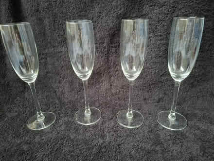 Photo of free Drinking glasses (Welling DA16) #1