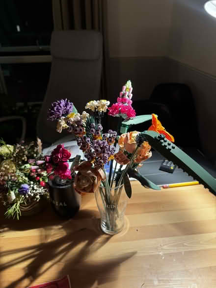 Photo of free Lego Flowers (SW6) #1