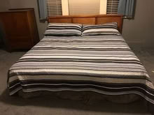 Photo of free King size bed (Eureka) #1