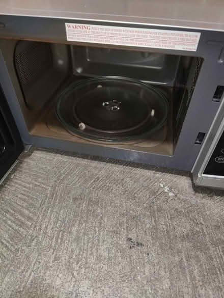 Photo of free Delonghi microwave not working (E17) #2