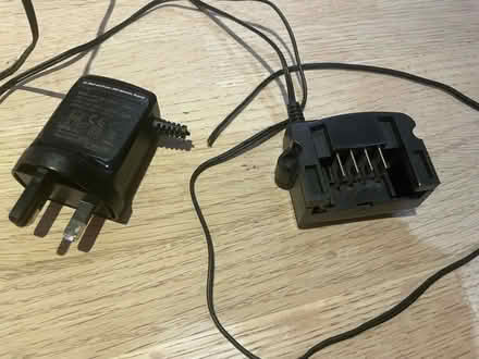 Photo of shark vacuum charger (SM4) #1