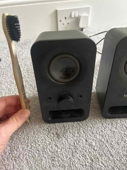 Photo of free Small desktop speakers (BR1 Sundridge park) #3