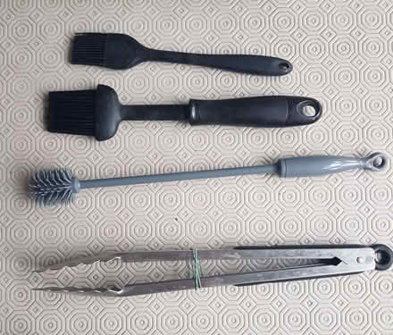 Photo of free Various kitchen items (Townsend AL3) #1