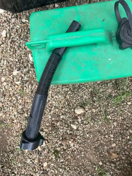 Photo of free Oil can (Radley Road OX14) #1