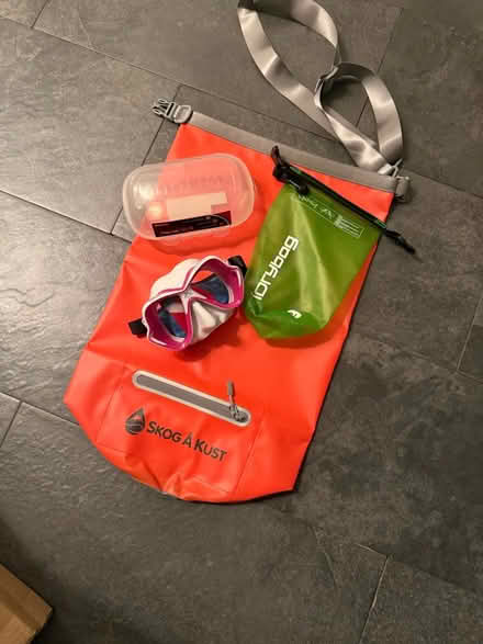 Photo of free Scuba mask and dry bags (Midtown East) #1