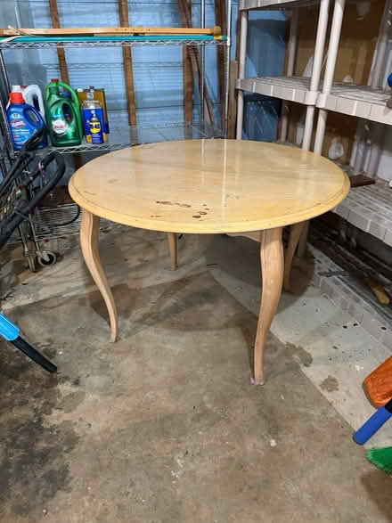 Photo of free Dining/Kitchen Table - Solid wood (North Bethesda off Montrose rd) #2