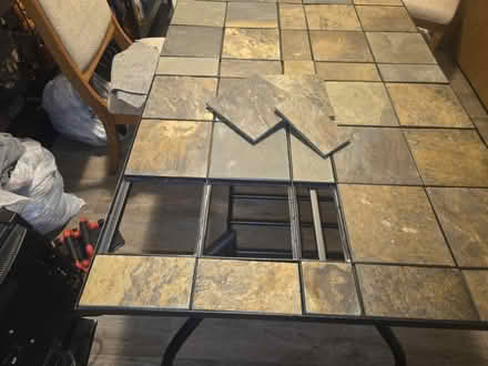 Photo of free Table (Howell, MI) #1