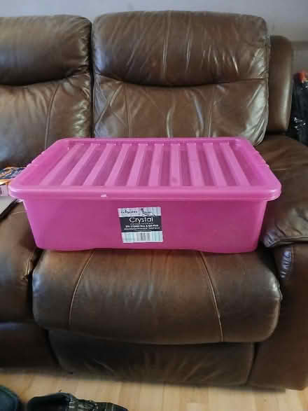 Photo of free Plastic storage box. (Goodmayes IG3) #1