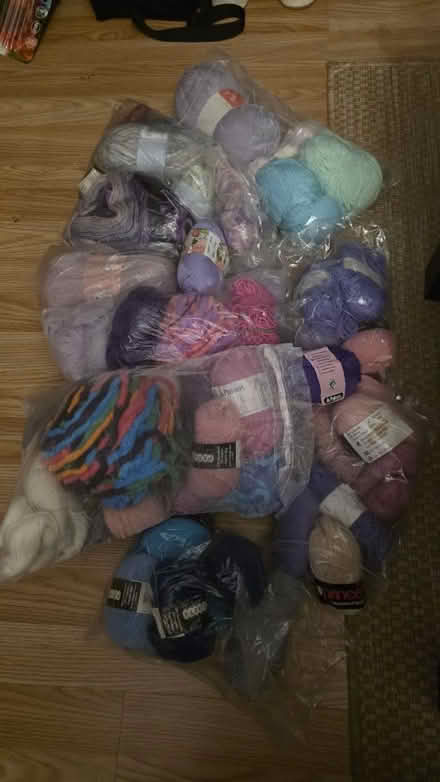 Photo of free Wool destash (Horndean PO8) #1