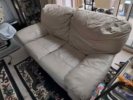 Photo of free Cream Leather Sofa (Sutton Courtenay OX14) #3