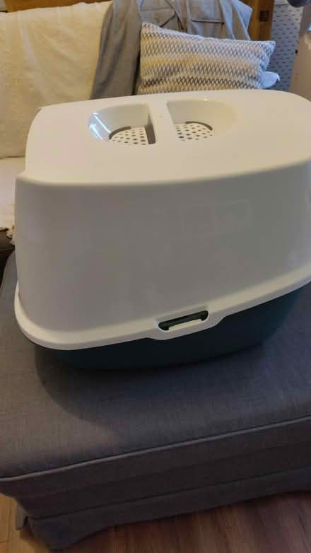 Photo of free Large Hooded Cat Box (Darley Dale DE4) #2