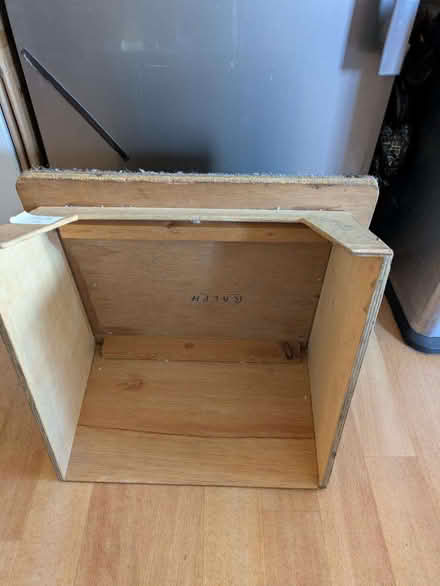 Photo of free Foot stool (GU12) #1
