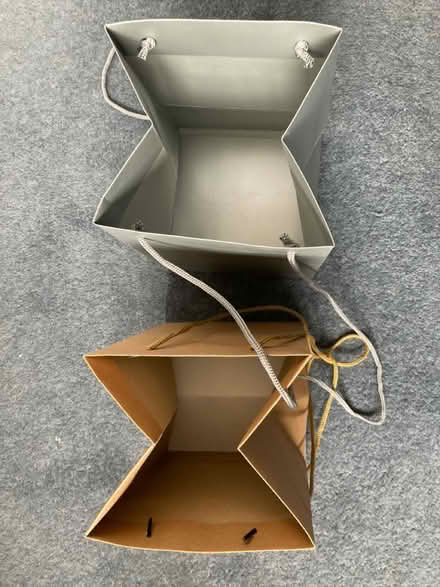 Photo of free Gift bags (2) (W12) #2