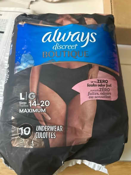 Photo of free Women’s LGE Discreet underwear (10011 (17th & 9th)) #1