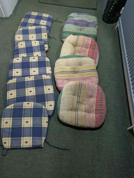 Photo of free 6 seat cushions (Central Berkhamsted HP4) #1