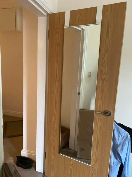 Photo of free Mirror (W4) #1