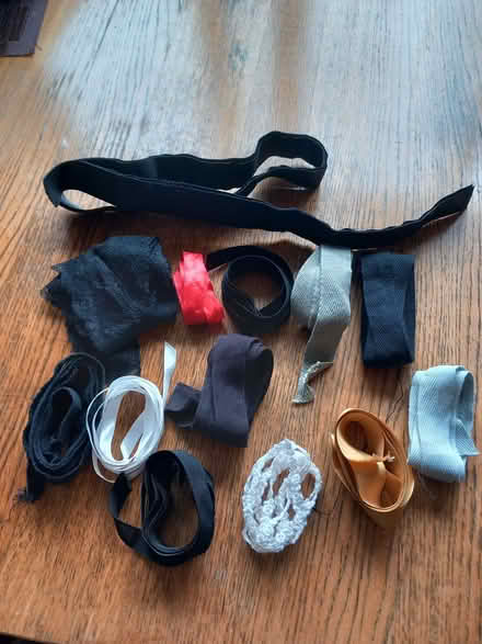 Photo of free Bits and pieces for sewing (OX4 Temple Cowley) #1