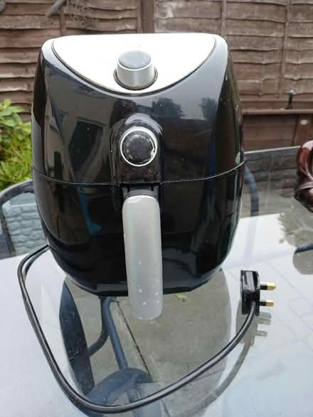 Photo of free Airfryer (Henlow SG16) #1