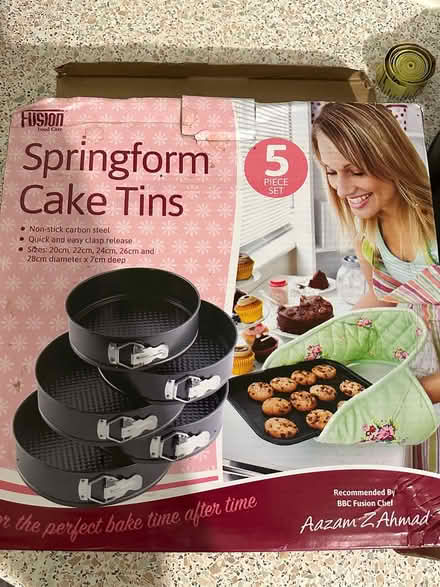 Photo of free Springform cake tins (Galleywood CM2) #4