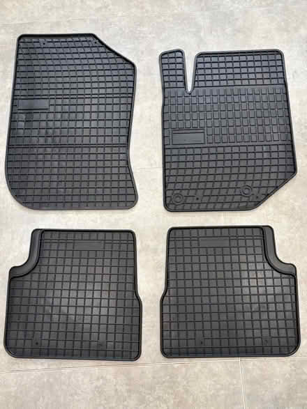 Photo of free Set of 4 brand new rubber car floor mats (Welwyn AL6) #1
