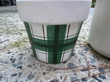 Photo of free Small pots (North Alpharetta) #1