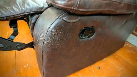 Photo of free Sofa (DA7 Bexleyheath) #3