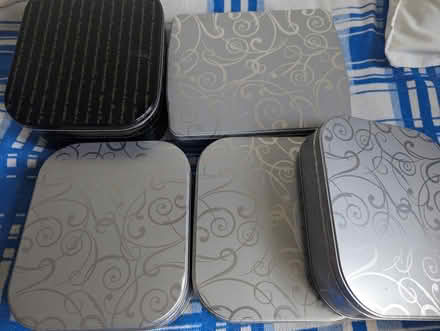 Photo of free 6 Metal (cookie) Containers (Ottawa) #1