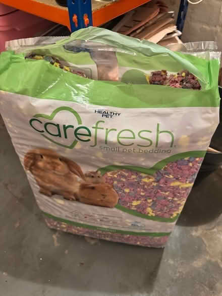 Photo of free Hamster/gerbil house and bedding (Turgis Green RG27) #2