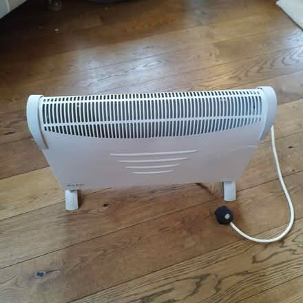 Photo of free Electric heater (Hurst Golf Course RG41) #1