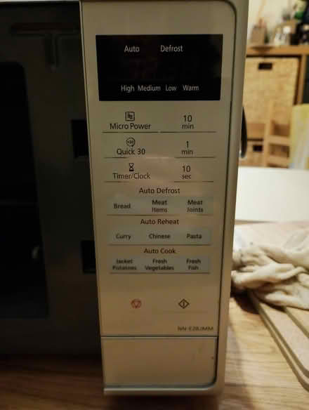 Photo of free Panasonic microwave, good condition (Hitchin SG4) #4