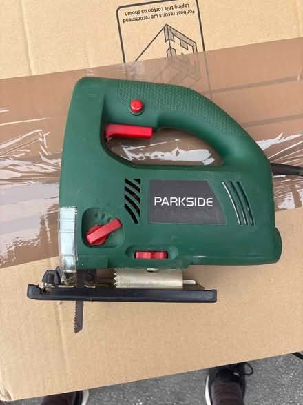 Photo of free Jigsaw, mains powered (Cheshire West and Chester CW9) #1