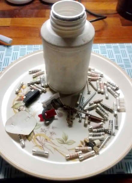 Photo of free Assorted fuses (Ronnis mount OL7) #1