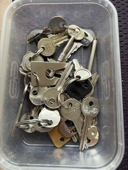 Photo of free Box of old keys (Chiswell Green) #1