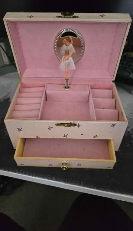 Photo of free Music box jewellery box (Woking GU21) #2