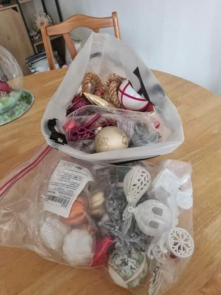 Photo of free Christmas Items (CT11) #1