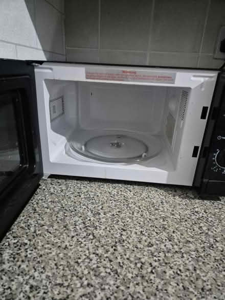 Photo of free 700w microwave (Ashington (NE63)) #2