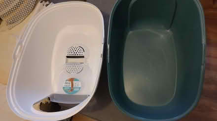 Photo of free Large Hooded Cat Box (Darley Dale DE4) #3