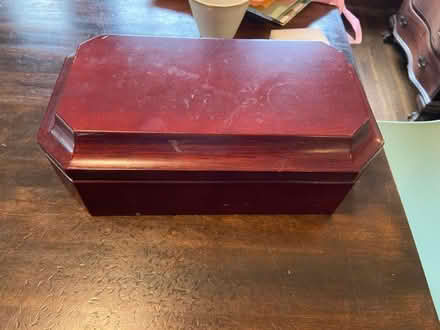 Photo of free Jewelry box (NE DC 20018) #3