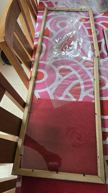 Photo of free For repurpose: Large broken frame (IP4) #1