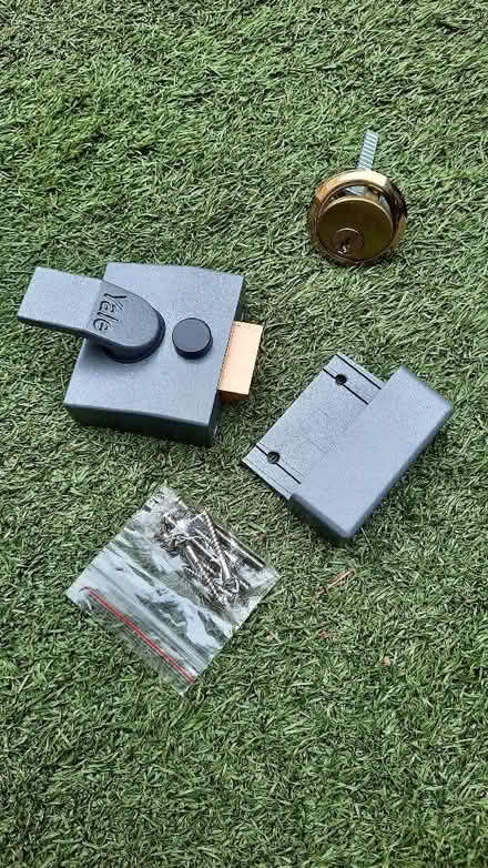 Photo of free Yale lock (no keys) (Ashford TW15) #1