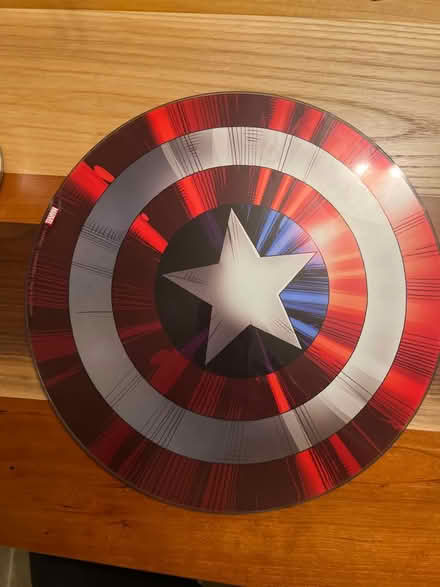 Photo of free Captain America glass shield (S Section) #1