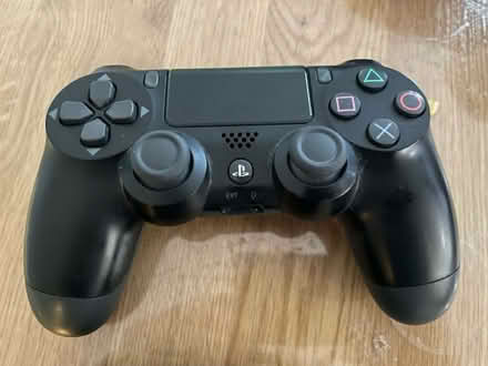 Photo of free PS4 controllers not working / parts (Oxford OX3) #1