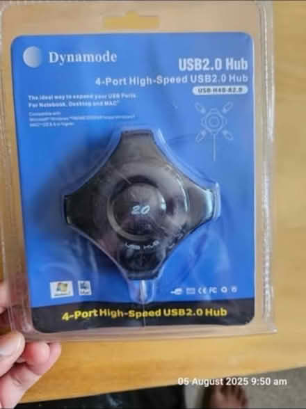 Photo of free USB docks (Uxbridge UB81XU) #1