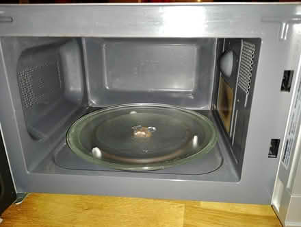 Photo of free Panasonic microwave, good condition (Hitchin SG4) #2