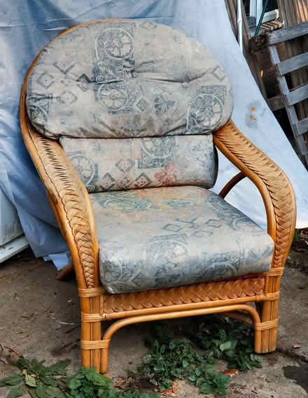 Photo of free Wicker armchairs with cushions (Earley RG6) #2