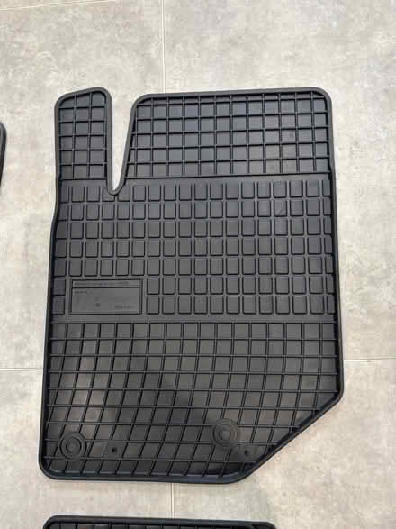Photo of free Set of 4 brand new rubber car floor mats (Welwyn AL6) #2